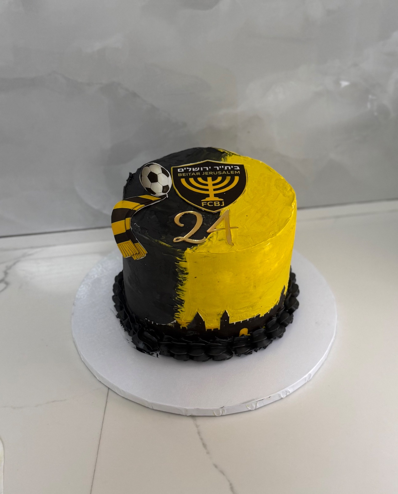 עבודה של ספיר זגדון